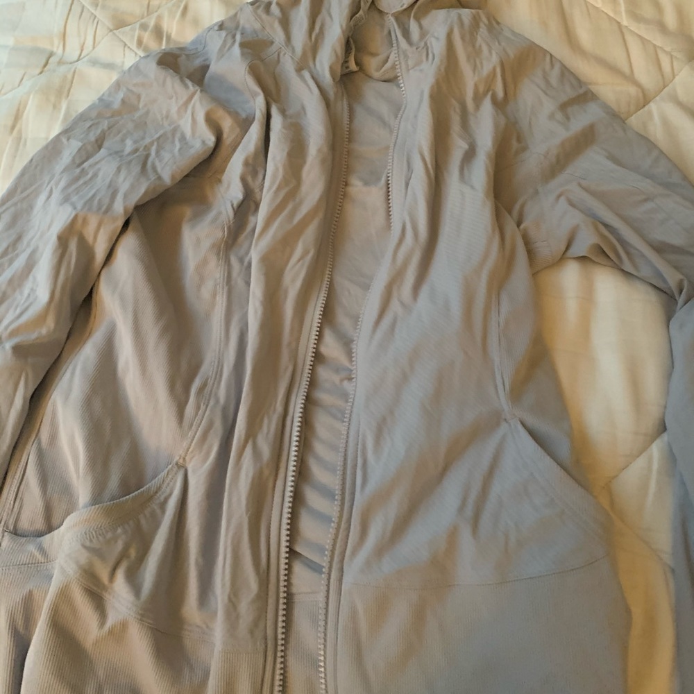 Lululemon Sport windbreaker